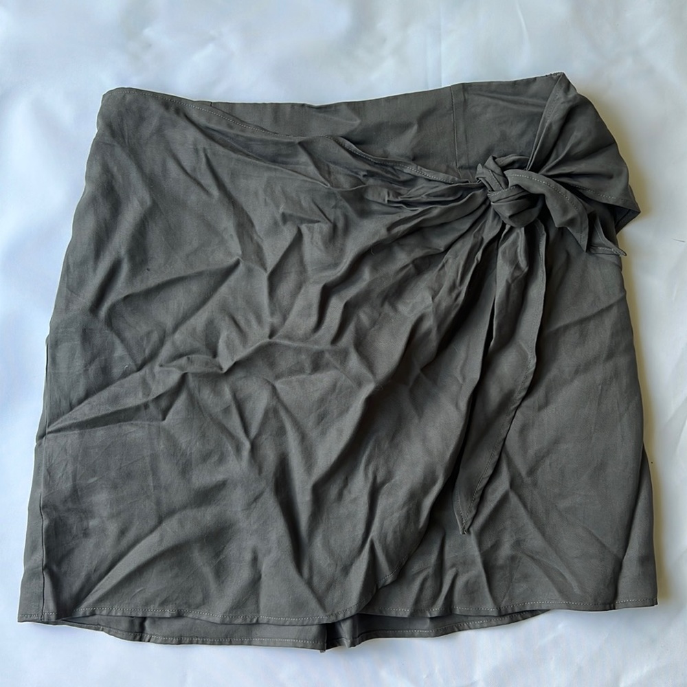 Grey wrap tie skirt